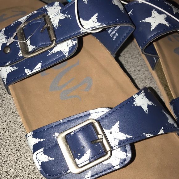 NWT Madlove Sandals - Picture 4 of 7